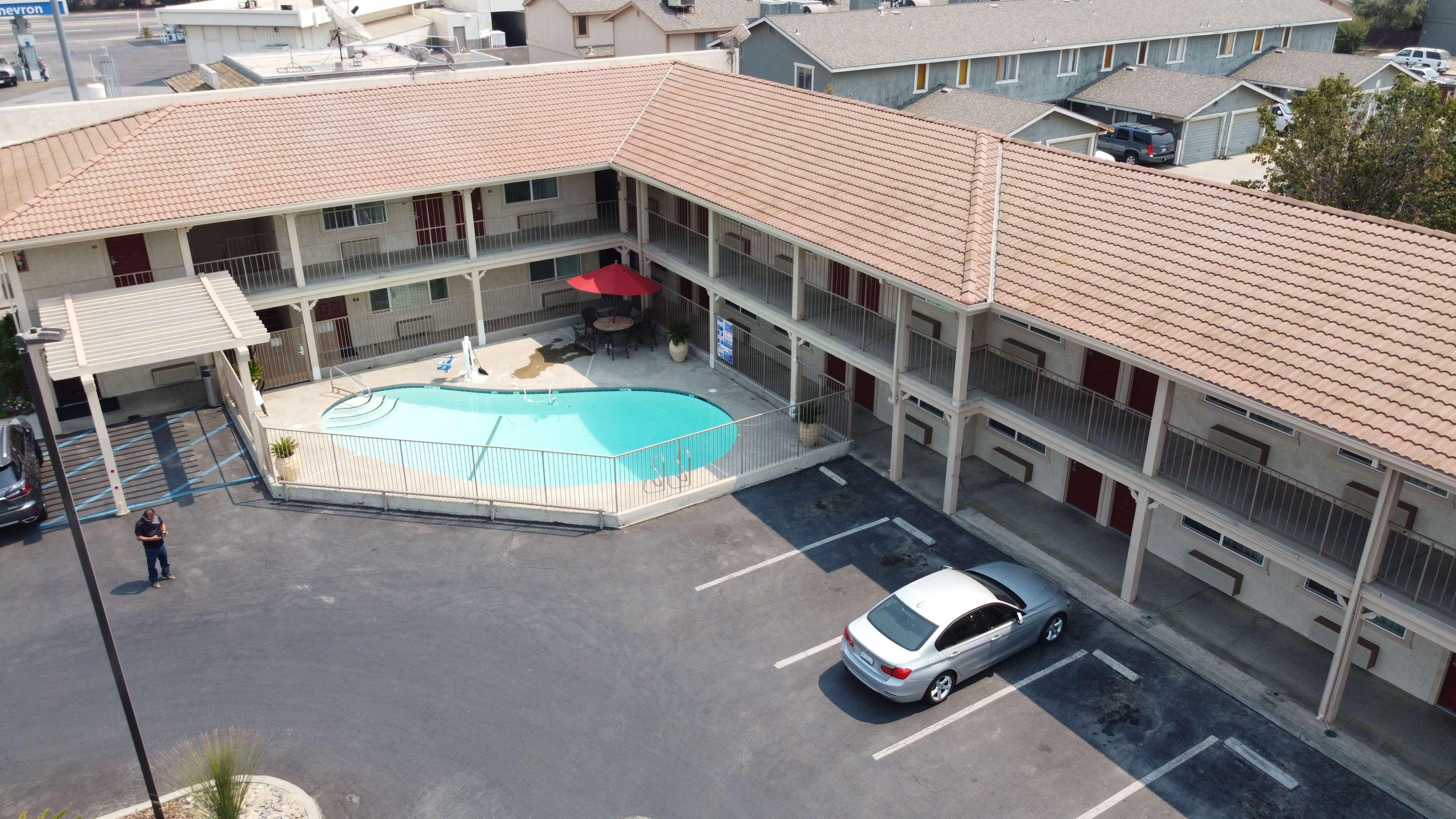 Best Western Hanford Inn Esterno foto