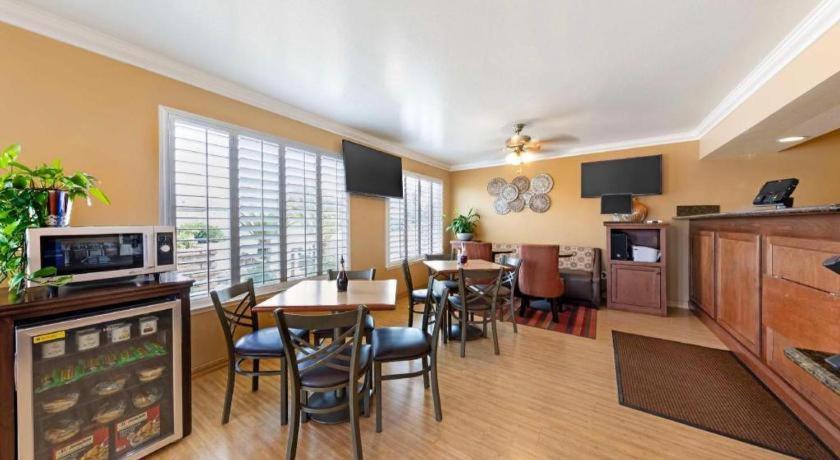 Best Western Hanford Inn Esterno foto