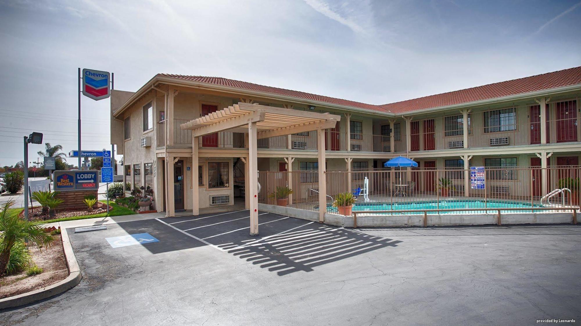 Best Western Hanford Inn Esterno foto